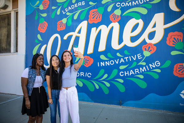 Ames downtown mural